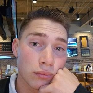 Meet your Posher, Chase